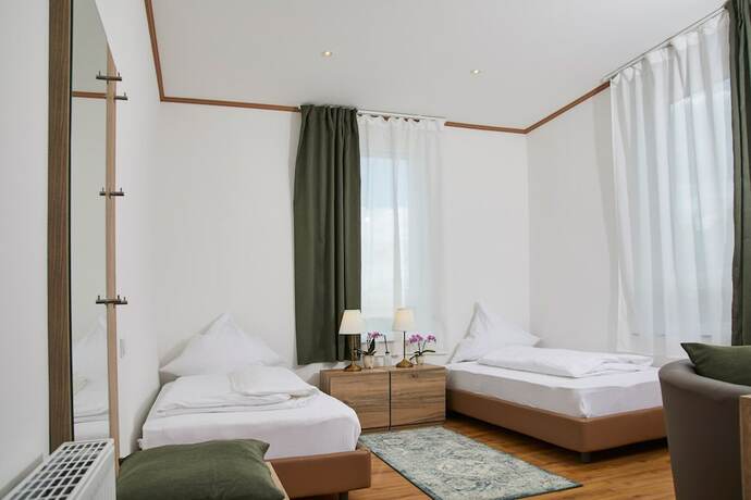 Imagen de la habitación del Lothringer Hof. Foto 11