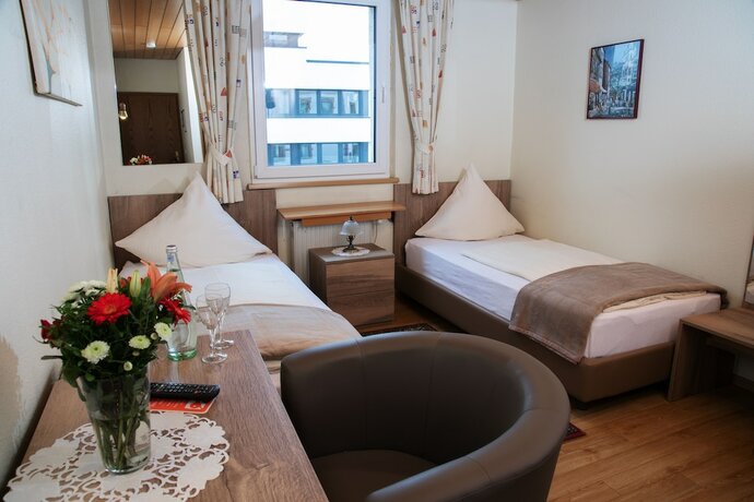Imagen de la habitación del Lothringer Hof. Foto 13