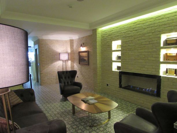 Imagen de los interiores del Louis Rooms. Foto 14