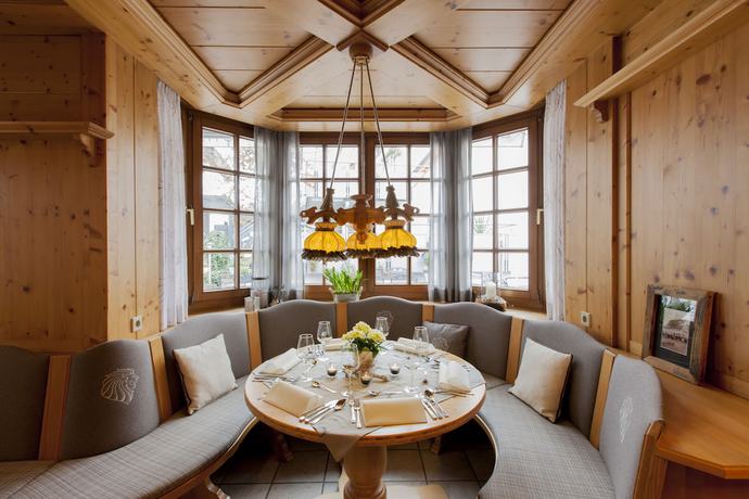 Imagen del bar/restaurante del L&ouml;wen Hotel and Restaurant. Foto 6