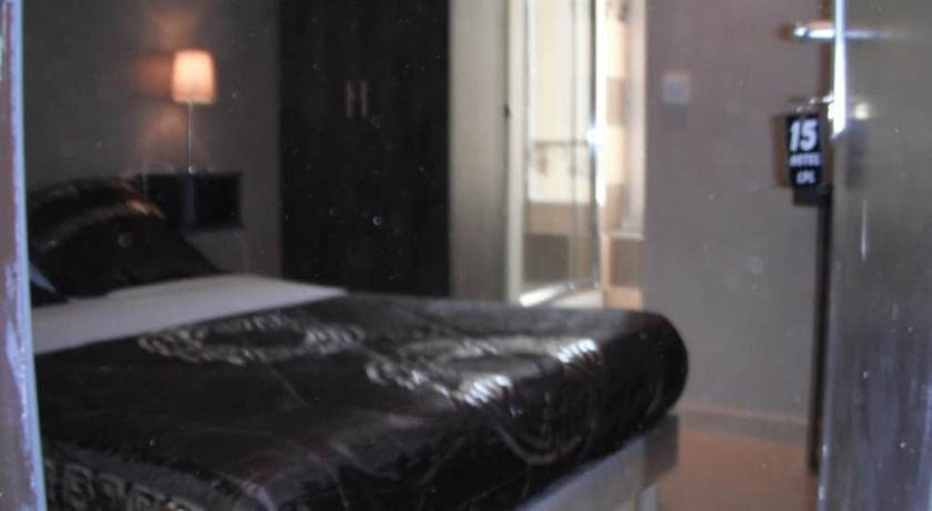 Imagen de la habitación del Lpl Hôtel. Foto 5