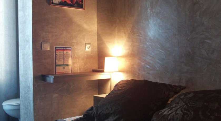 Imagen de la habitación del Lpl Hôtel. Foto 9