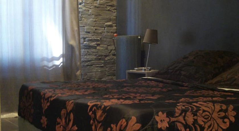 Imagen de la habitación del Lpl Hôtel. Foto 14