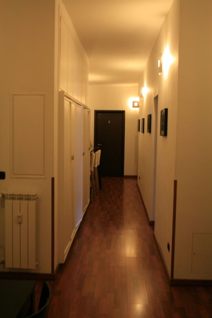 Imagen de los interiores del Lt Rooms. Foto 15