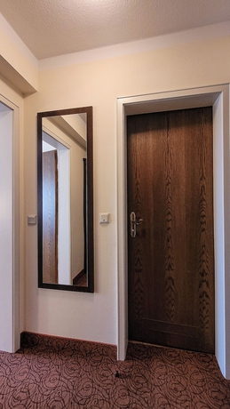 Imagen de la habitación del LuCA HOTEL. Foto 11