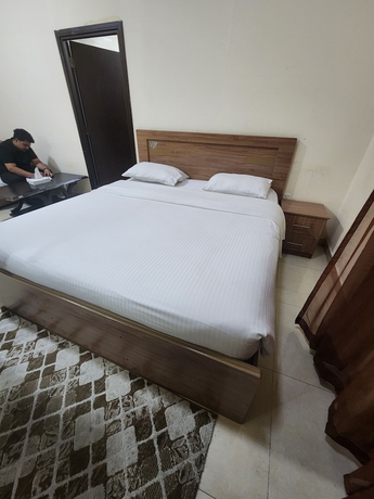 Imagen de la habitación del LuLuat Al Khaleej Hotel Apartments. Foto 6
