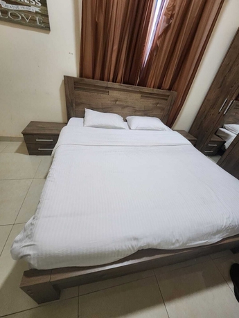 Imagen de la habitación del LuLuat Al Khaleej Hotel Apartments. Foto 7