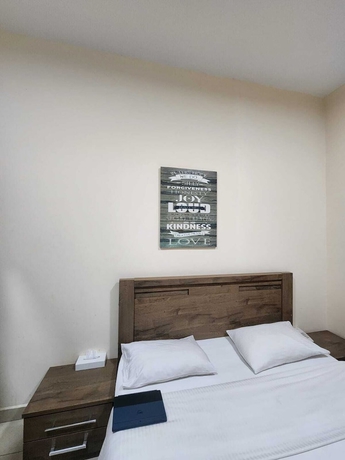 Imagen de la habitación del LuLuat Al Khaleej Hotel Apartments. Foto 9
