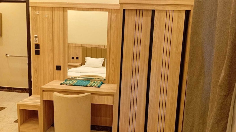 Imagen de la habitación del Luluat Althuraya Serviced Apartments. Foto 5