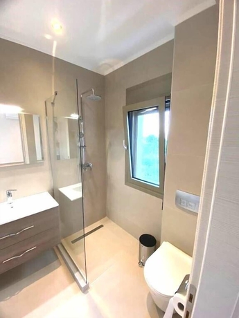 Imagen de los interiores del Luminous luxury apartments. Foto 15