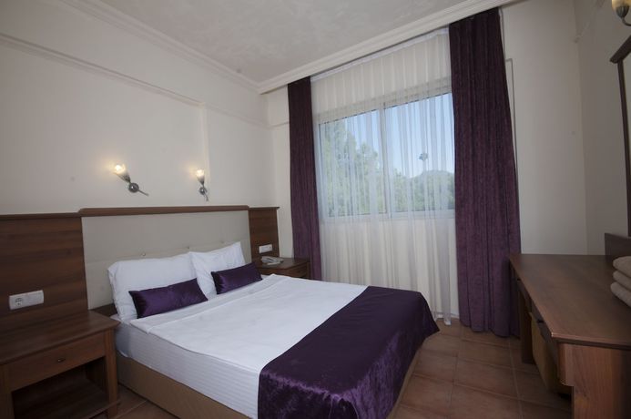 Imagen de la habitación del Luna Beach Hotel and Spa. Foto 2