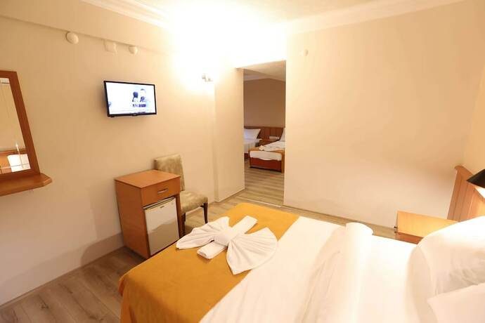 Imagen de la habitación del Luna Piena Hotel. Foto 15