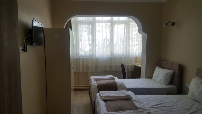 Imagen de la habitación del Lux Otel. Foto 6