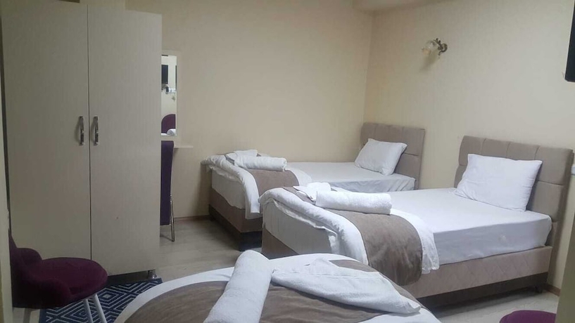 Imagen de la habitación del Lux Otel. Foto 8