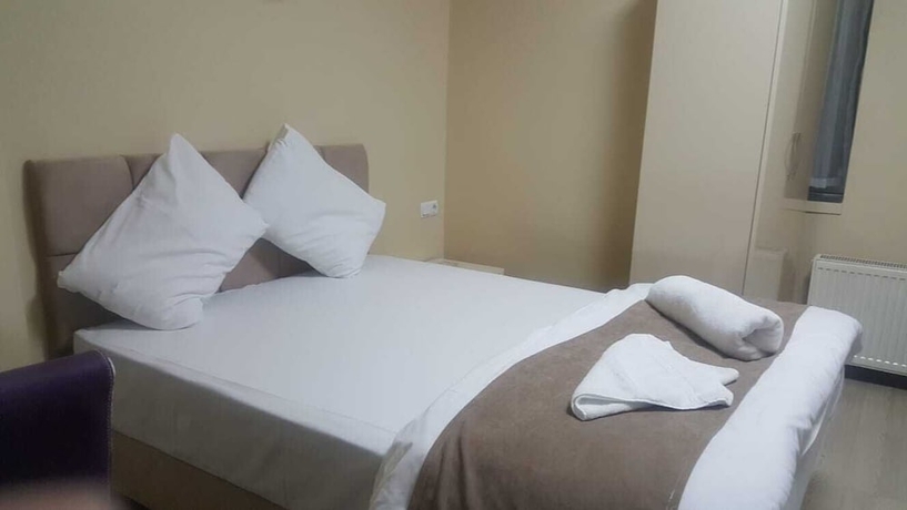 Imagen de la habitación del Lux Otel. Foto 10