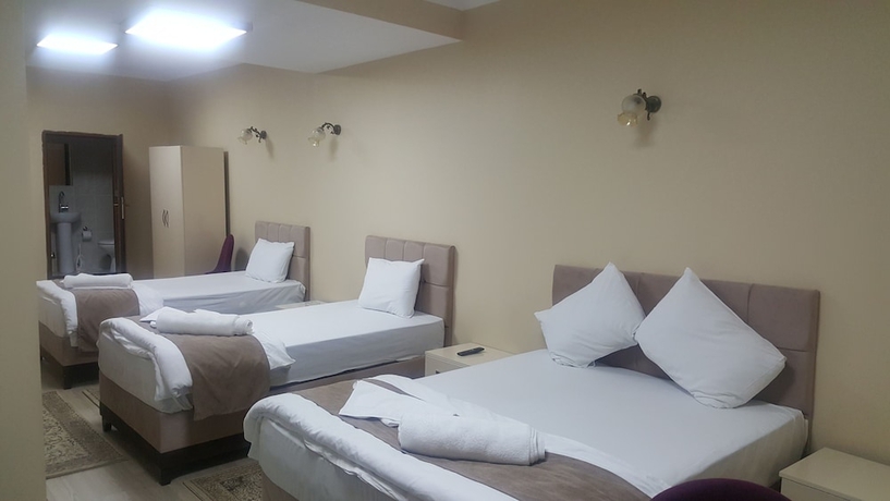 Imagen de la habitación del Lux Otel. Foto 13