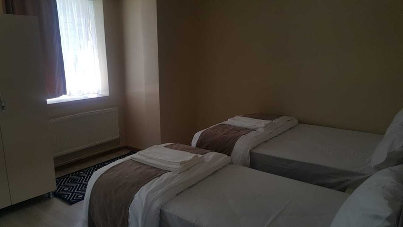 Imagen de la habitación del Lux Otel. Foto 15