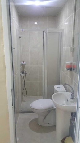 Imagen de la habitación del Lux Otel. Foto 18