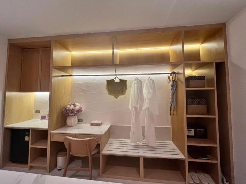 Imagen de la habitación del Luxtalay khanom Hotel. Foto 18