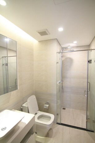 Imagen de la habitación del Luxury Apartment In Vinhomes Metropolis. Foto 31