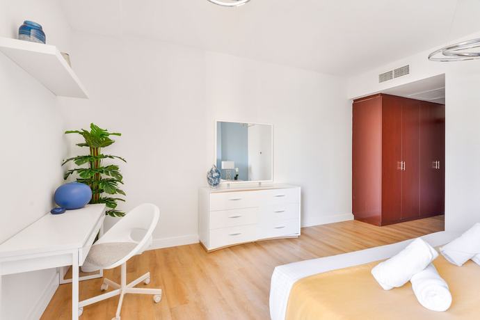 Imagen de la habitación del Luxury JBR - Marina View - 5* Beach Resorts Access. Foto 9