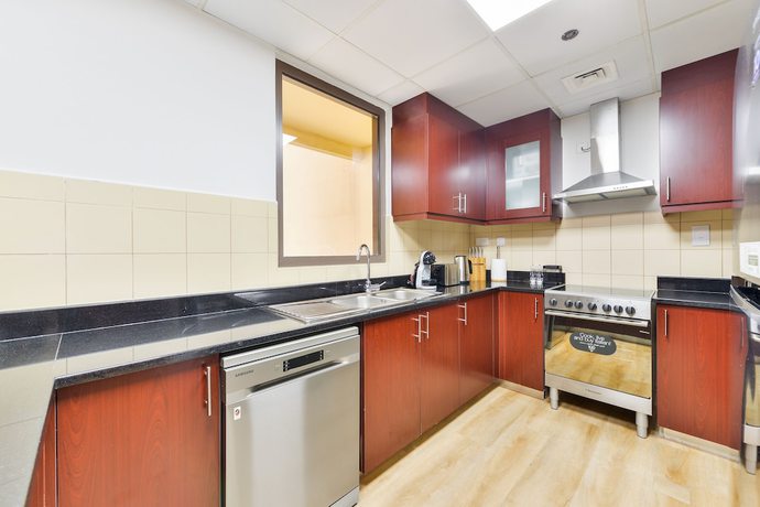 Imagen de la habitación del Luxury JBR - Marina View - 5* Beach Resorts Access. Foto 15