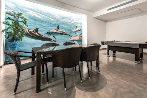 Imagen de la habitación del Luxury Villa In Habitats Del Duque. Foto 7