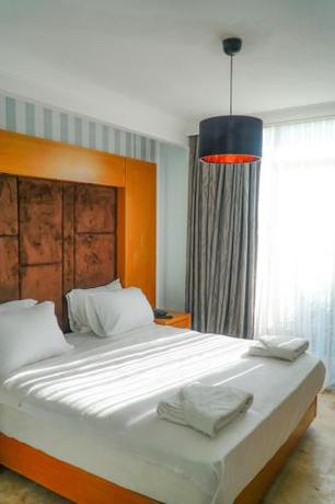 Imagen general del MARİNA BAY HOTEL. Foto 14