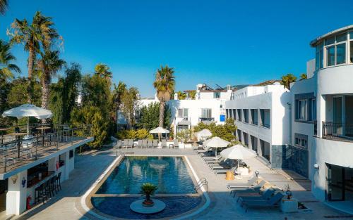 Imagen general del MARİNA BAY HOTEL. Foto 18