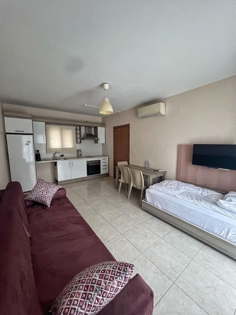 Imagen de la habitación del MARİNA SUİTE OTEL. Foto 9