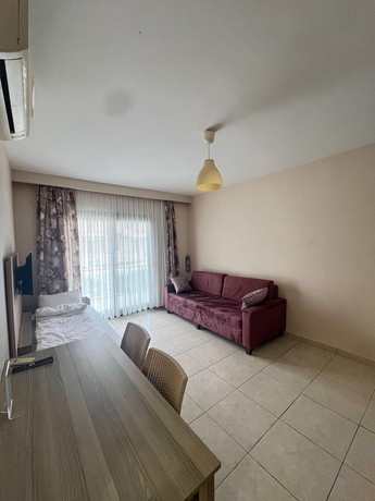 Imagen de la habitación del MARİNA SUİTE OTEL. Foto 13