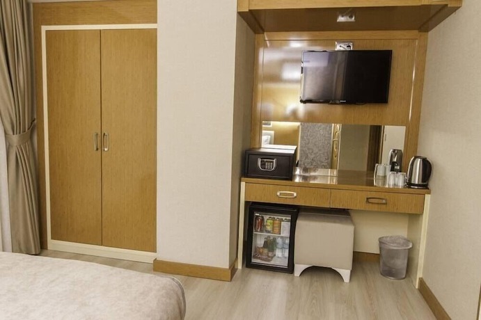 Imagen de la habitación del MARS HOTEL. Foto 19
