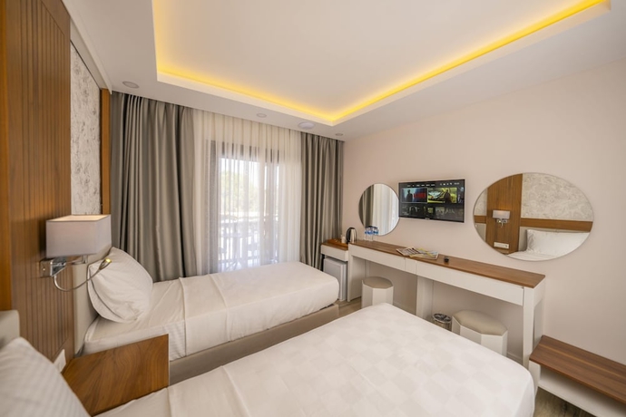 Imagen de la habitación del MARVELOUS SARIGERME. Foto 10