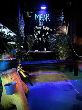 Imagen general del MBAR HOSTEL HAAD RIN. Foto 6