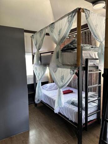 Imagen de la habitación del MBAR HOSTEL HAAD RIN. Foto 20