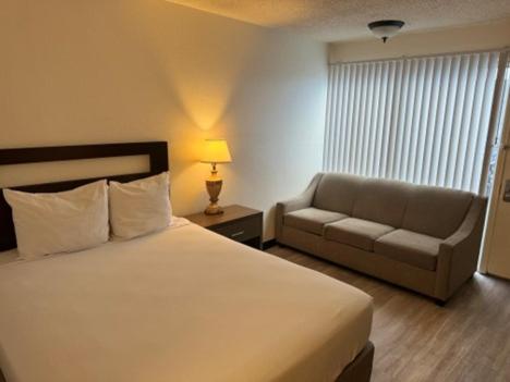 Imagen general del MC Pacific Inn & Suites Torrance. Foto 6