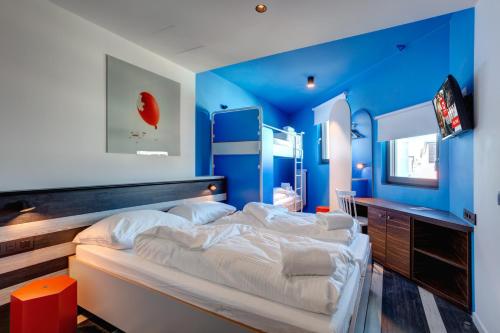 Imagen de la habitación del MEININGER Hotel Bruxelles Gare du Midi. Foto 17