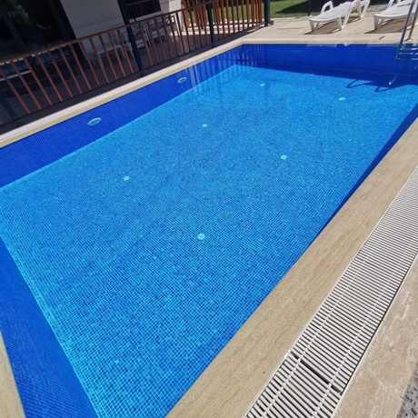 Imagen de la piscina del MERAL RESORT 1. Foto 11