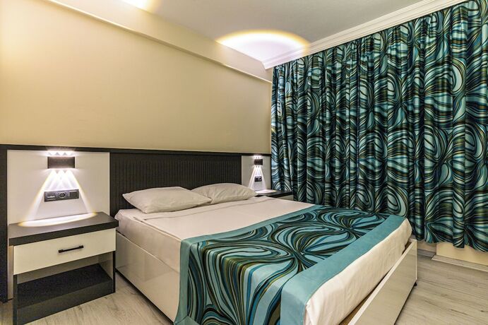 Imagen general del MERYAM SUIT DELUX HOTEL. Foto 9