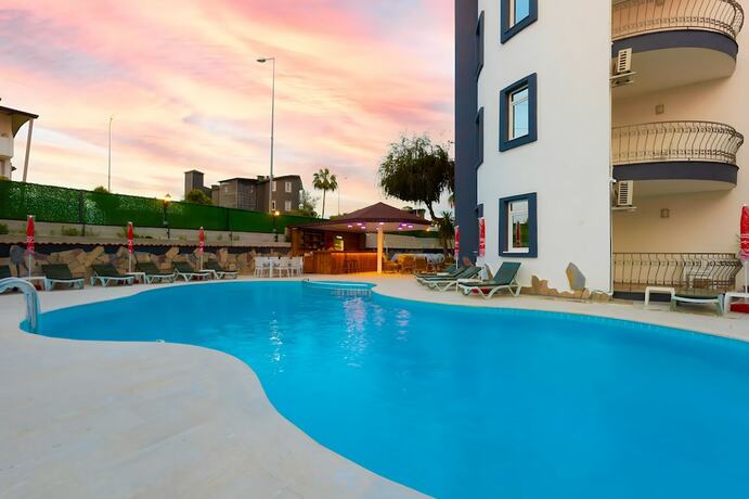 Imagen general del MERYAM SUIT DELUX HOTEL. Foto 11