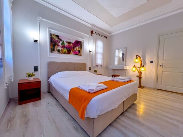 Imagen de la habitación del MESE SUITES. Foto 19