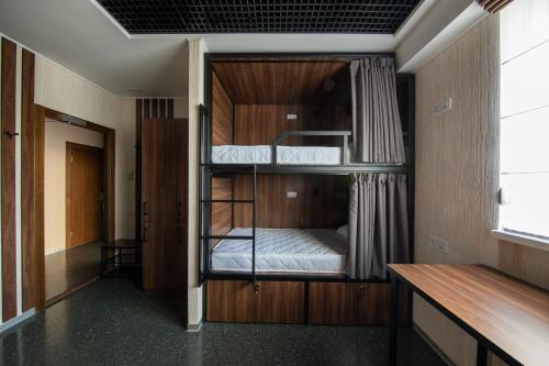 Imagen general del MISTO capsule hotel. Foto 11