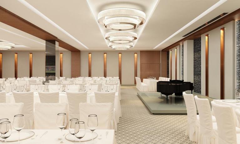 Imagen de los interiores del Mac Vazo Kule. Foto 11