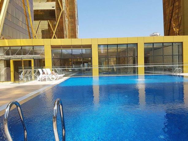 Imagen de la piscina del Mac Vazo Kule. Foto 16