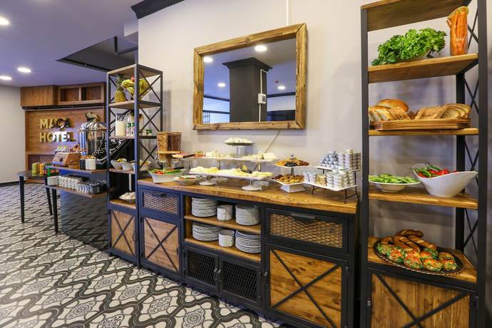 Imagen del bar/restaurante del Maca Otel. Foto 8