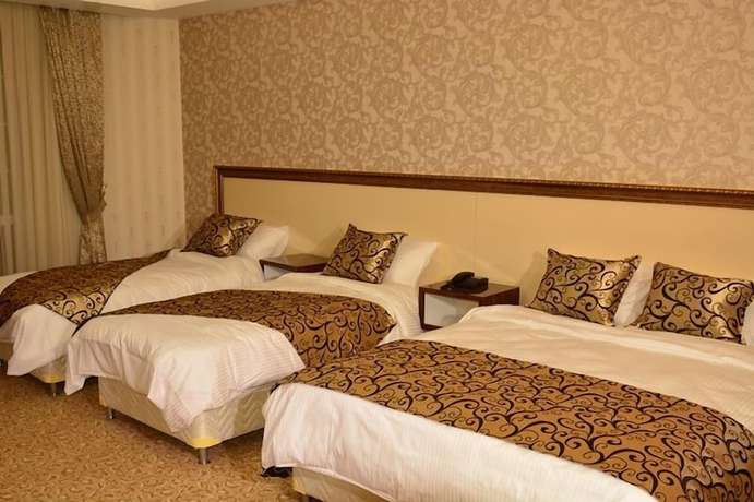 Imagen de la habitación del Maciter Hotel. Foto 5