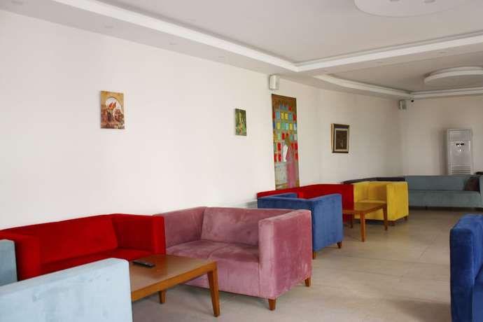 Imagen de los interiores del Mad Sea Beach Hotel. Foto 18