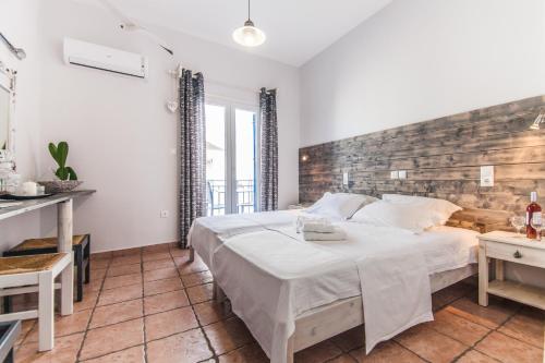 Imagen de la habitación del Madaky Hotel. Foto 8