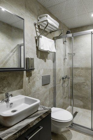 Imagen de la habitación del Madame Roza Hotel. Foto 13