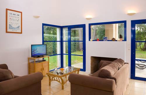 Imagen de la habitación del Madame Vacancesvillas Club Royal Aquitaine. Foto 7